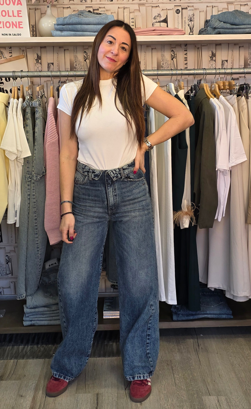 Jeans palazzo con bustino rovesciato